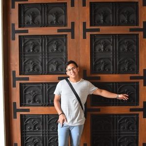 Meet your Posher, Jiko